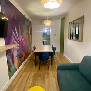Appartement Lumineux Proche De Saint-lazare - 8p, Paris